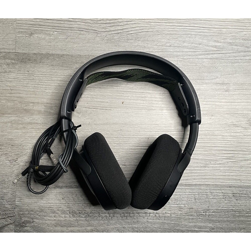 SteelSeries Arctis Wired Over-Ear Gaming Headset 3.5mm On-Cable Mic Black/Green